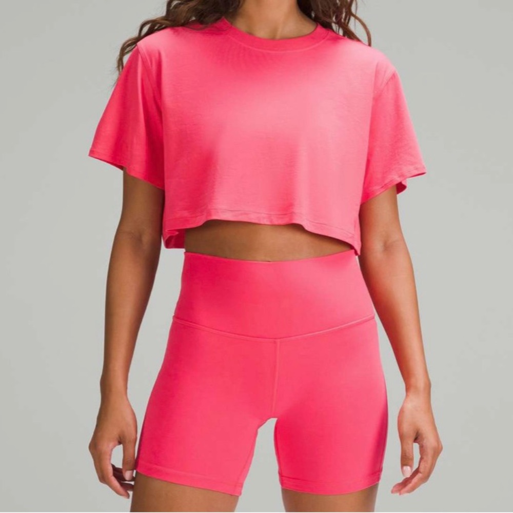 lululemon athletica All Yours Cropped T Shirt Lipgloss -Size 6